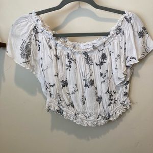 Cropped off the shoulder